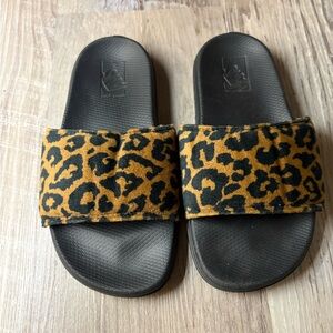Masters Leopard Print Slide Sandals - Black & Yellow